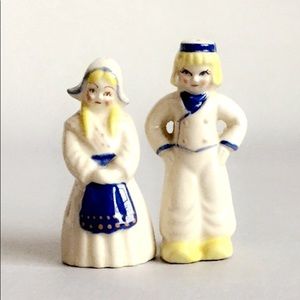 MINT CONDITION 1940s BETTY HARRINGTON DUTCH